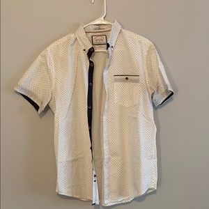 Men’s button up dress shirt